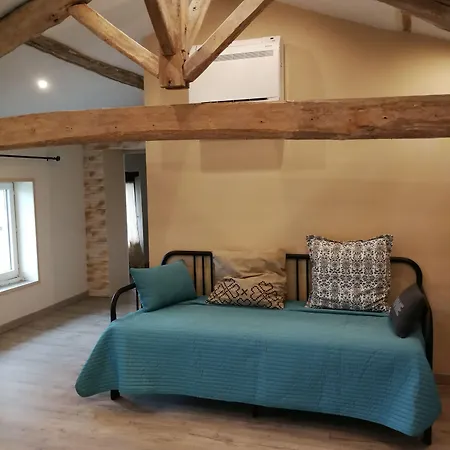Le Relais De Joseph Bed & Breakfast 3*