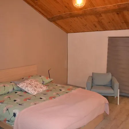 לינה וארוחת בוקר Le Relais De Joseph Brens (Tarn)